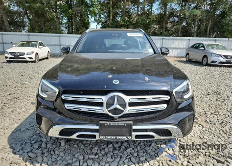 2022 Mercedes-Benz Glc 300 4Matic z USA, uszkodzony, nr VIN W1N0G8EB4NV391399